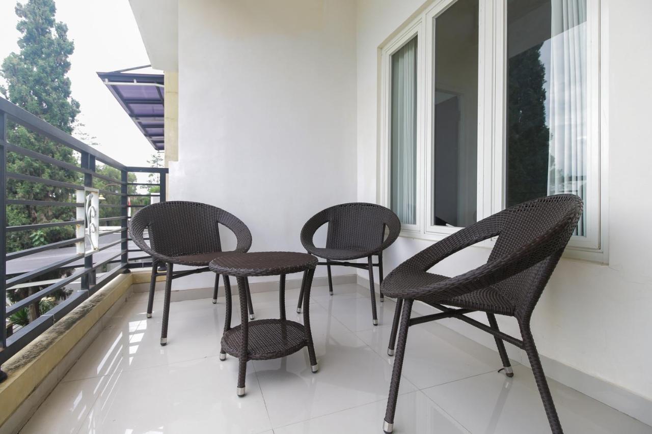 Reddoorz Plus At Panorama Villas Batu Batu  Luaran gambar