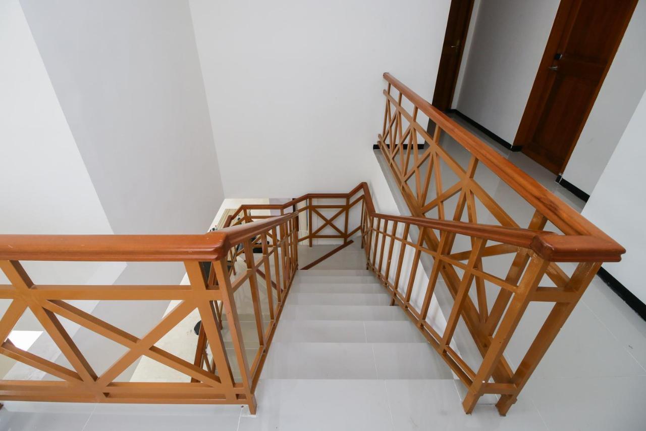 Reddoorz Plus At Panorama Villas Batu Batu  Luaran gambar